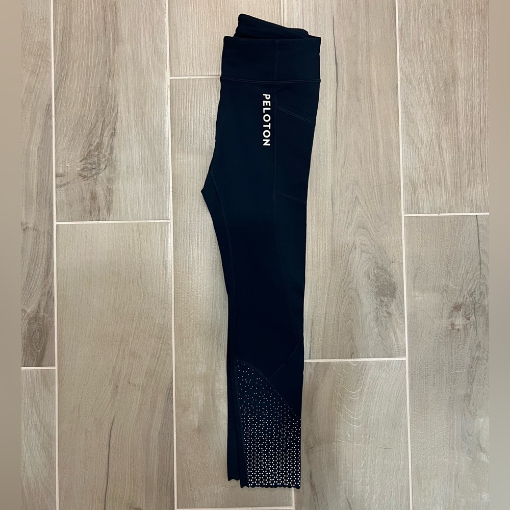 Lululemon x Peloton leggings